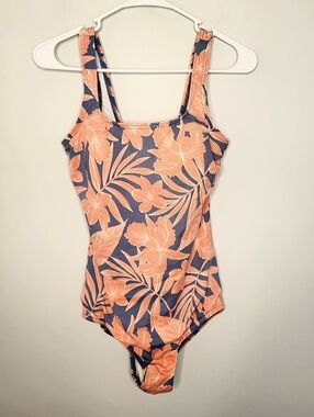 Lands’ End Women’s Tugless Tank One Piece Swimsuit – Size 10